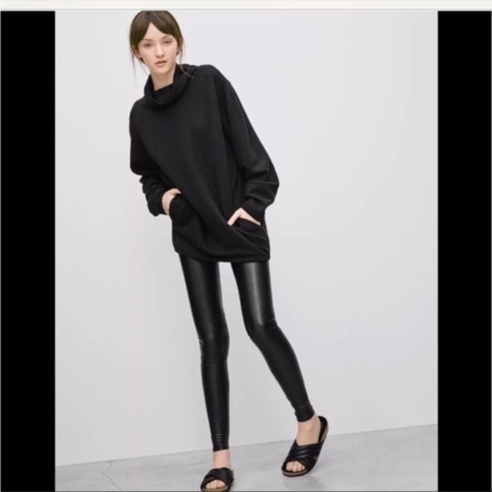 Wilfred Aritzia Vegan black vegan leather leggings XS